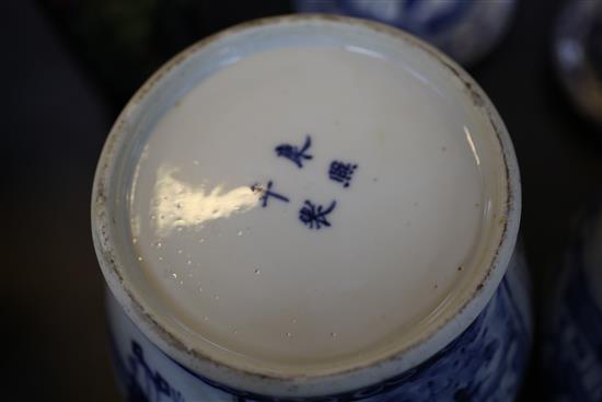 A pair of Chinese blue and white baluster jars and covers, late 19th century 28.5cm, both repaired